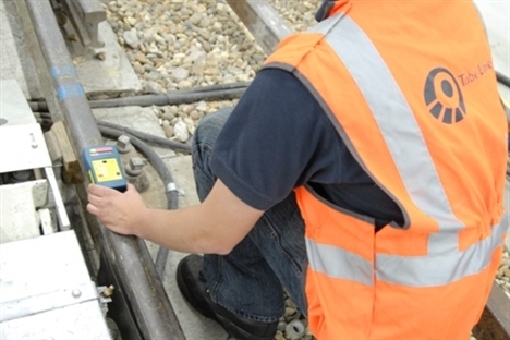 Tube Lines invents track circuit device to tackle signal failures
