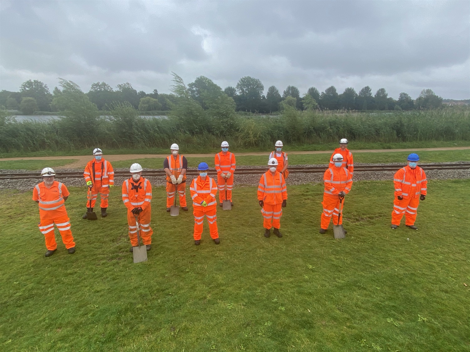 Network Rail volunteers lend a hand to Wicksteed Park train 