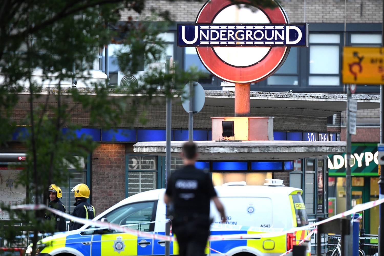 Five injured in Tube explosion