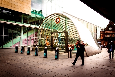 Glasgow: subway station upgrades reach halfway point