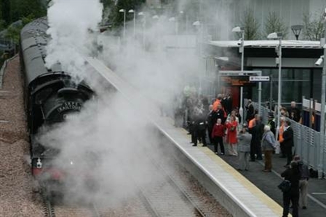 Stirling-Alloa-Kincardine railway line reopens