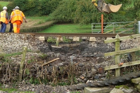 Flooded railway line reopens
