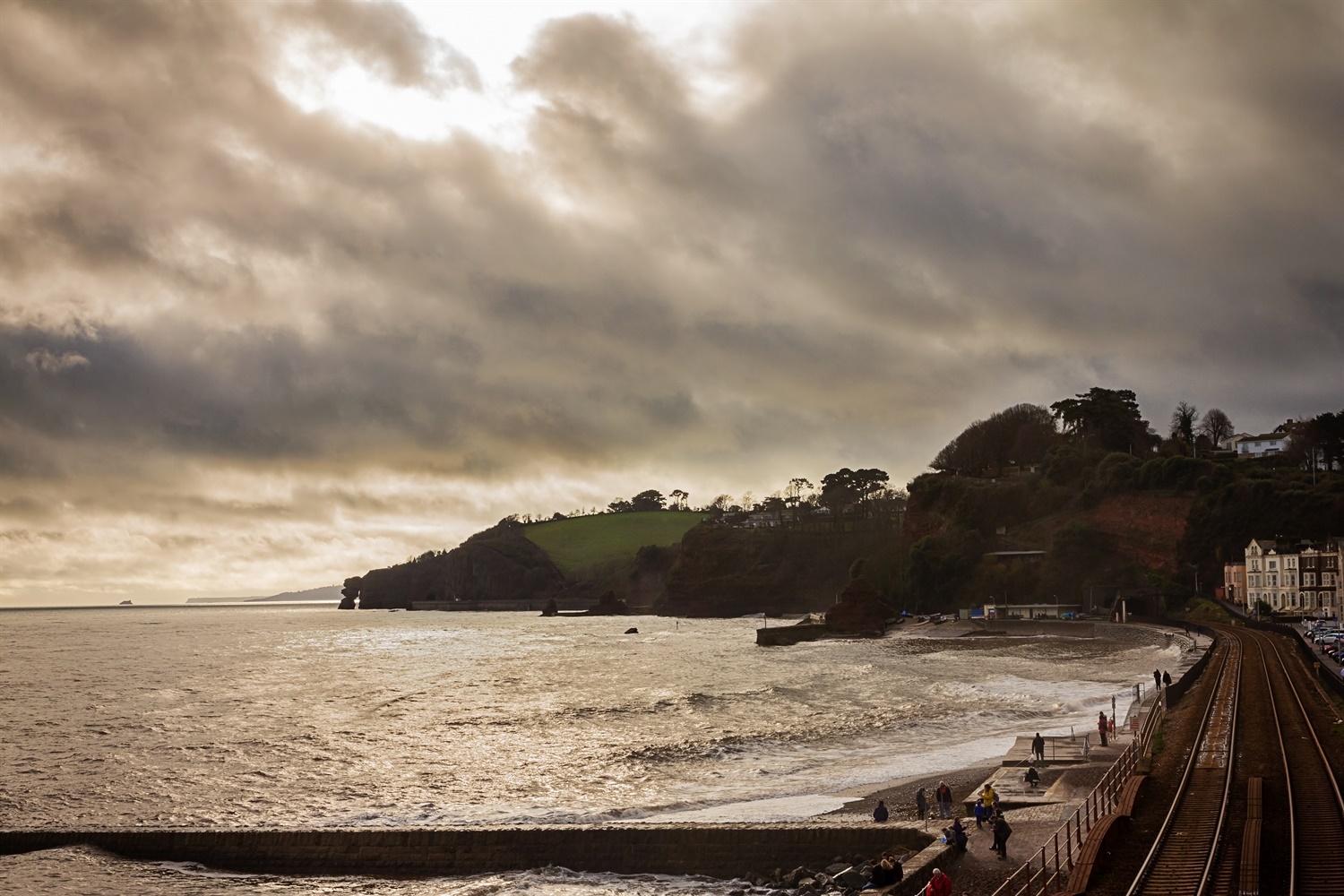 Corbyn calls for new electrified West Country rail line bypassing Dawlish