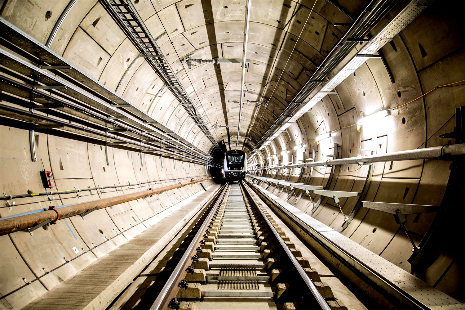 Crossrail given £1.4bn bailout as launch date pushed back once again