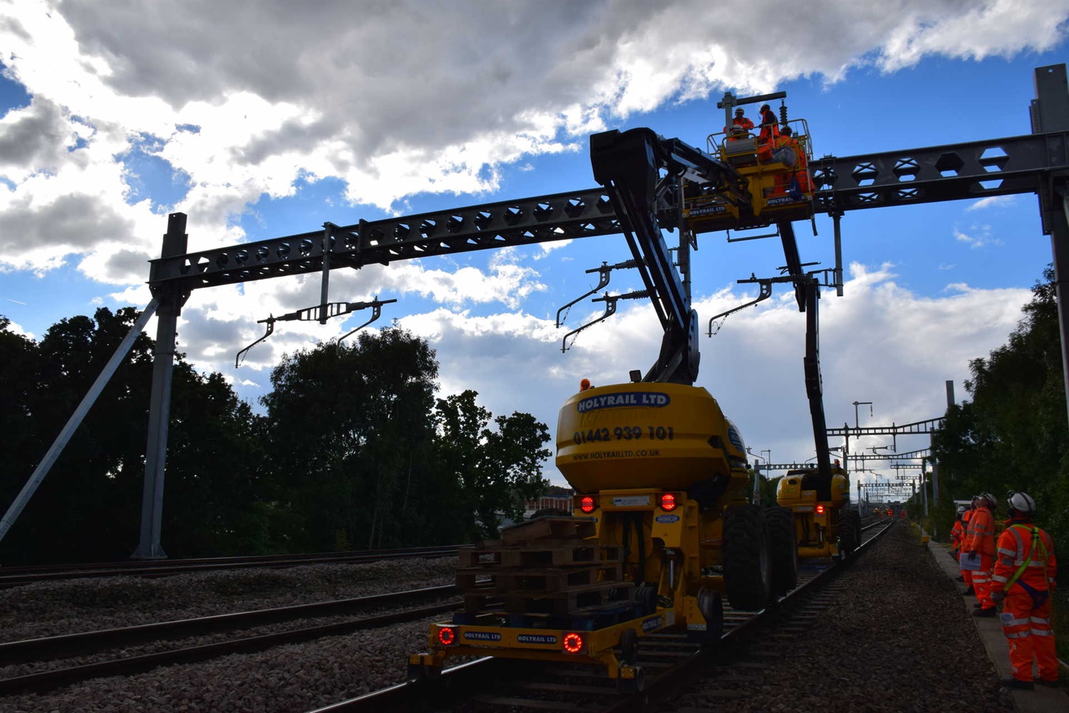 electrification for crossrail programme 252886