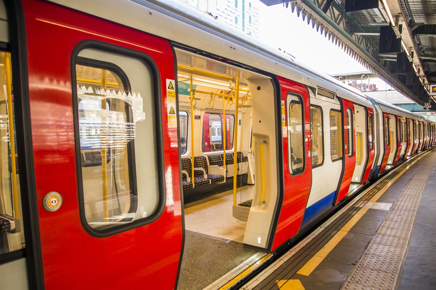 TfL announces plan to help London travel safely 