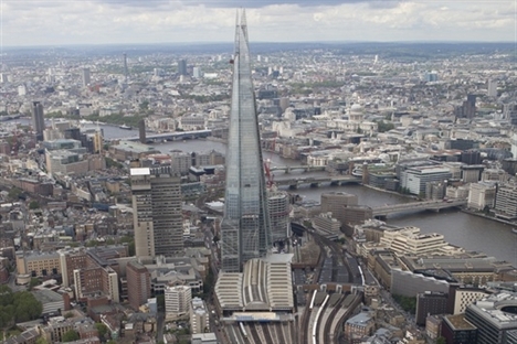 Olympic crowd management system at London Bridge