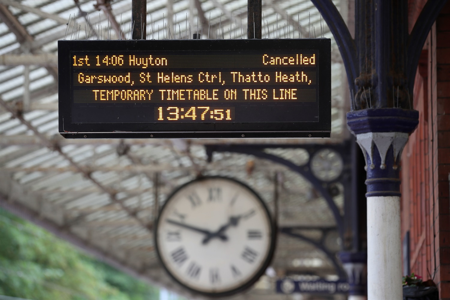 ‘Still too many’ delays and cancellations, despite interim Northern timetable