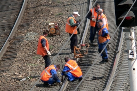 Workers stayed on tracks after possession ended