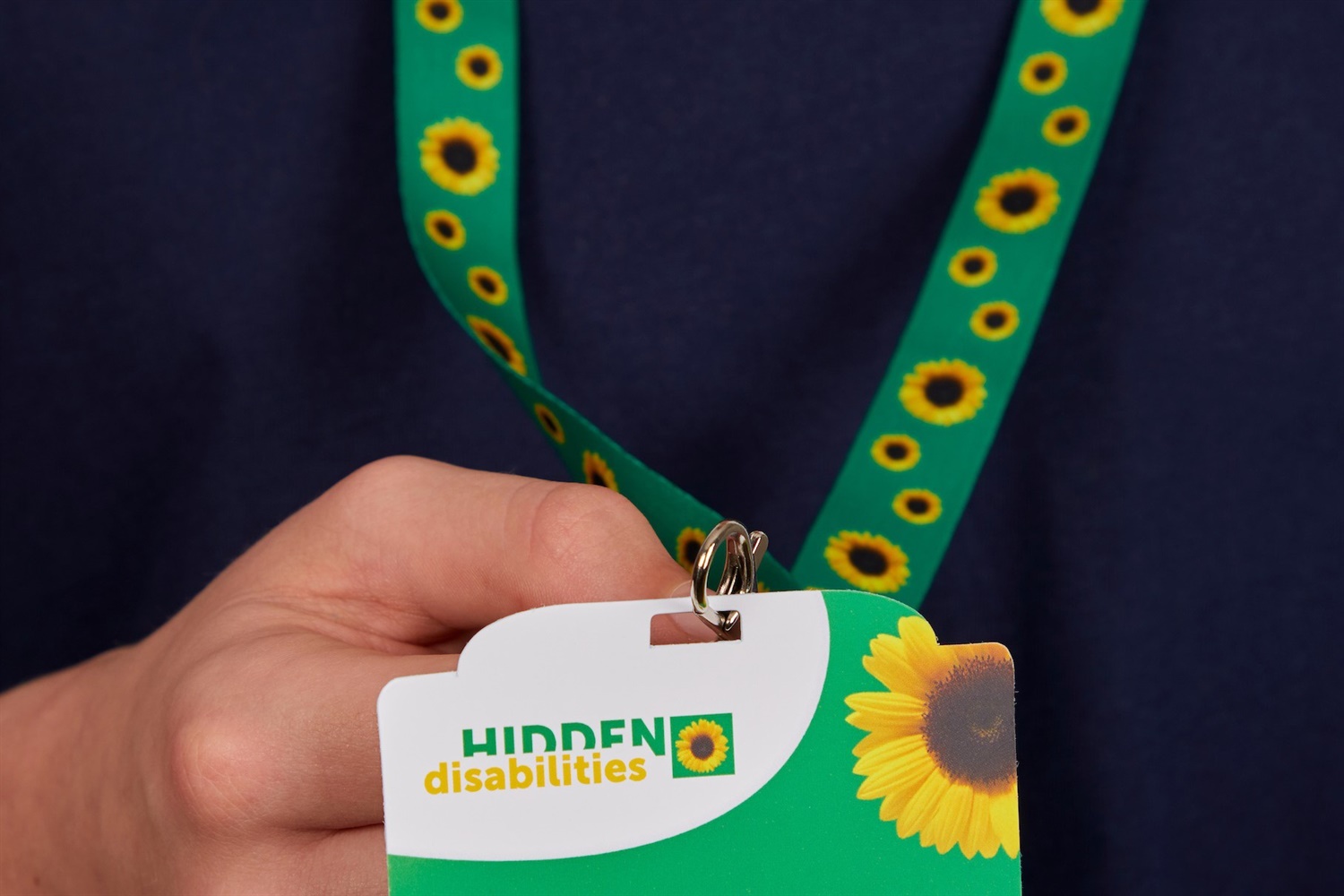 All of Britain’s rail companies to adopt Sunflower lanyard scheme 