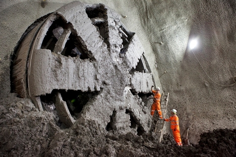 Crossrail TBM reaches Stepney Green Cavern
