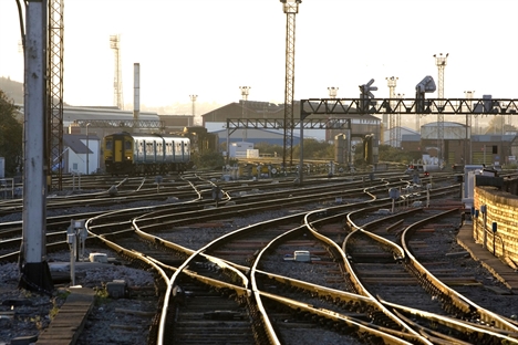 Franchising structure a barrier to sustained rail investment, report warns